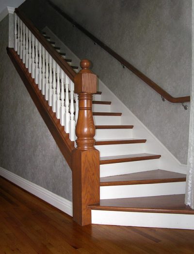 Post to Post Victorian Staircase